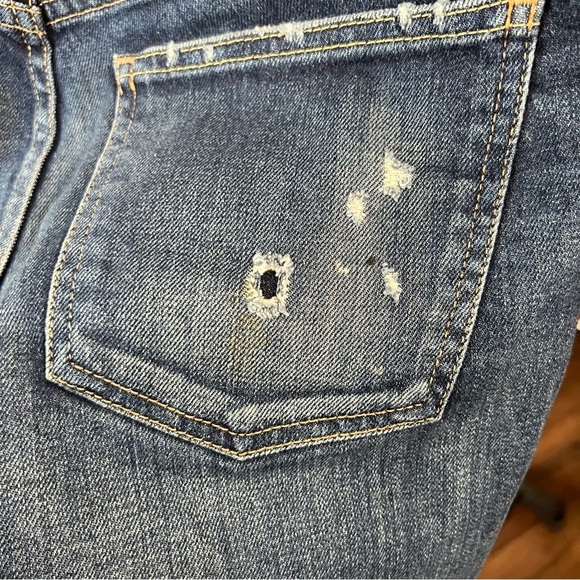 Moussy Vintage Howa Distressed Selvedge Jeans - Picture 15 of 16